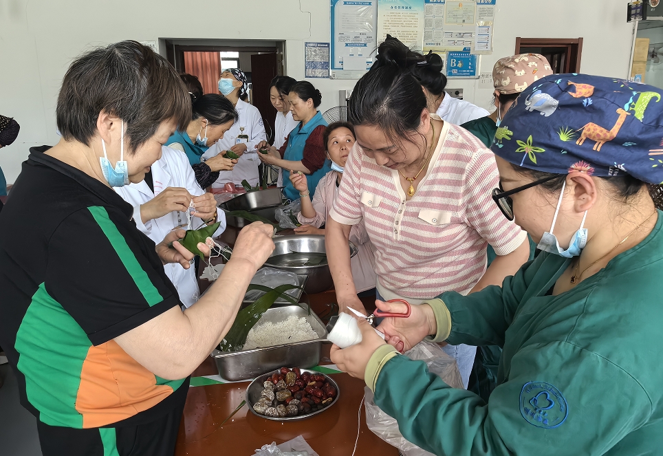 南康-端午节包粽子活动